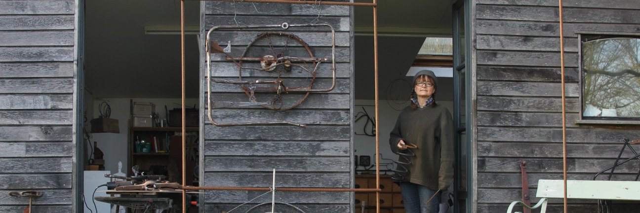 Julie Cuthbert banner