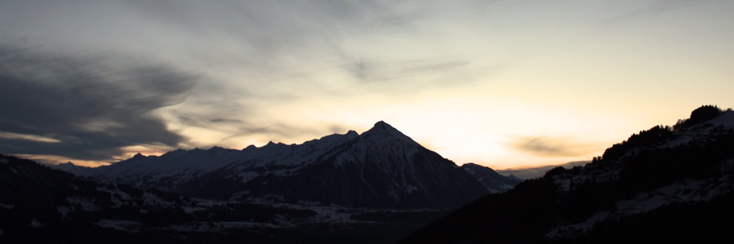xMarketWave's profile banner image