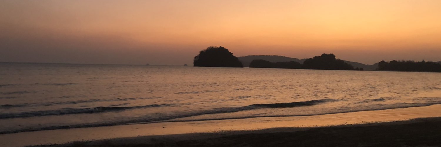 Pili_410's profile banner image
