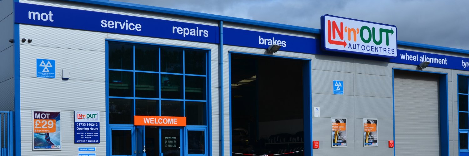 IN'n'OUT Autocentres banner