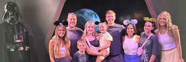 ZJJJLLJM Profile Banner