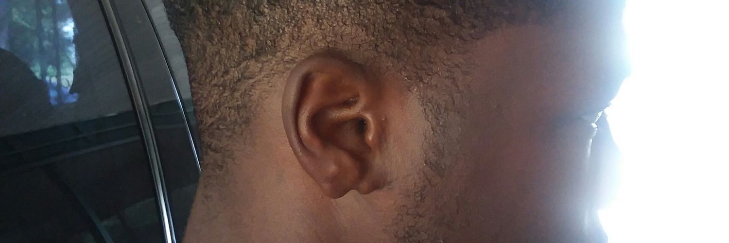 TezzyHannah's profile banner image