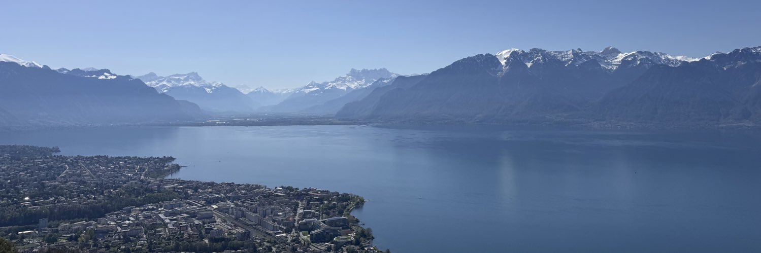 Oliver Washington banner