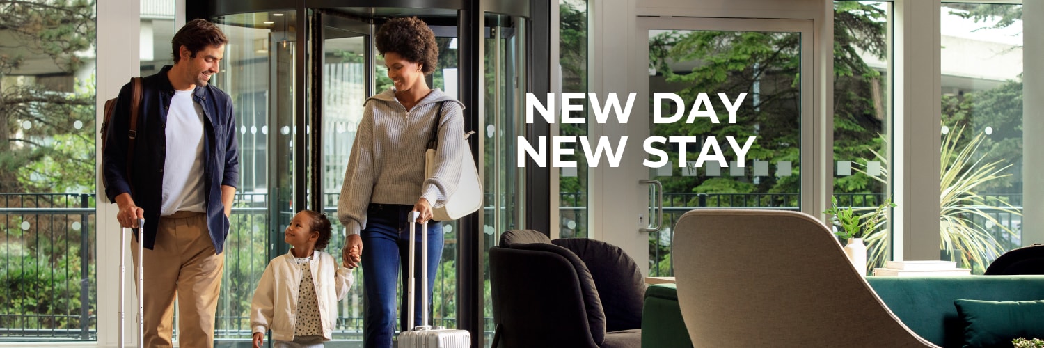 HolidayInn's profile banner image