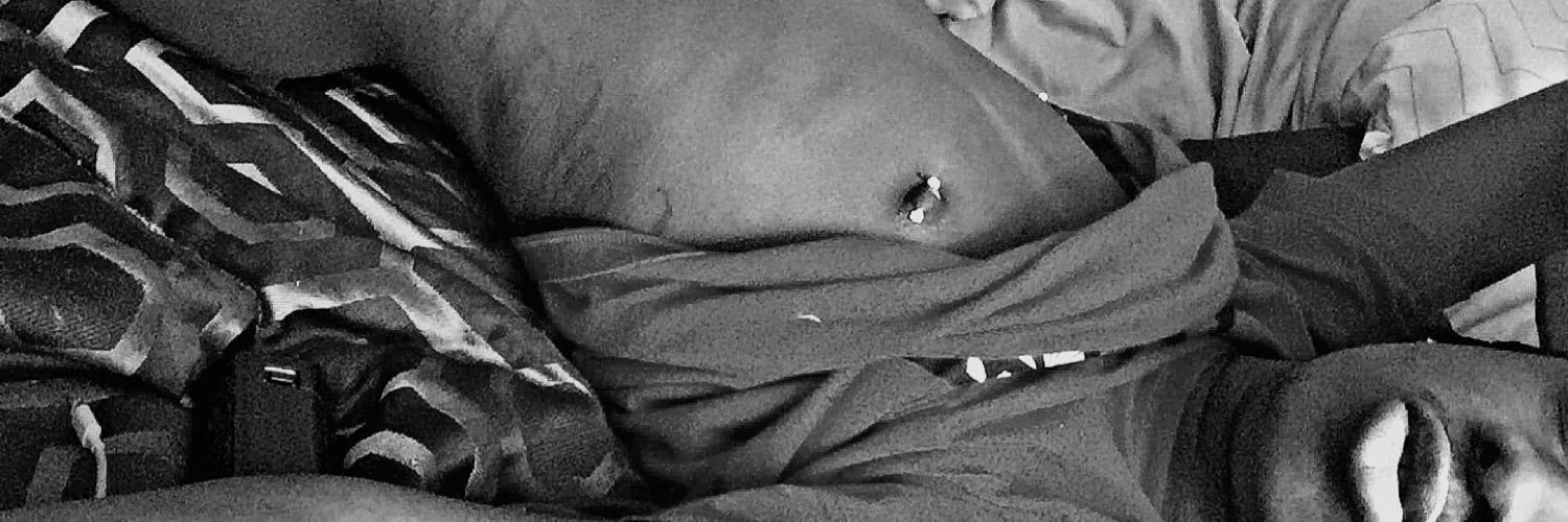 L A L A 🦂 banner