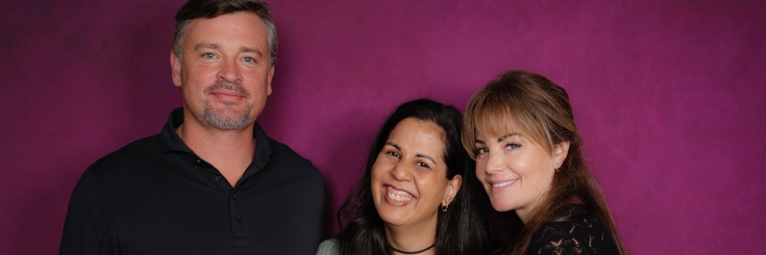 Gabriela 🍒 banner