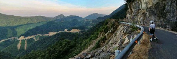 raz_liu Profile Banner