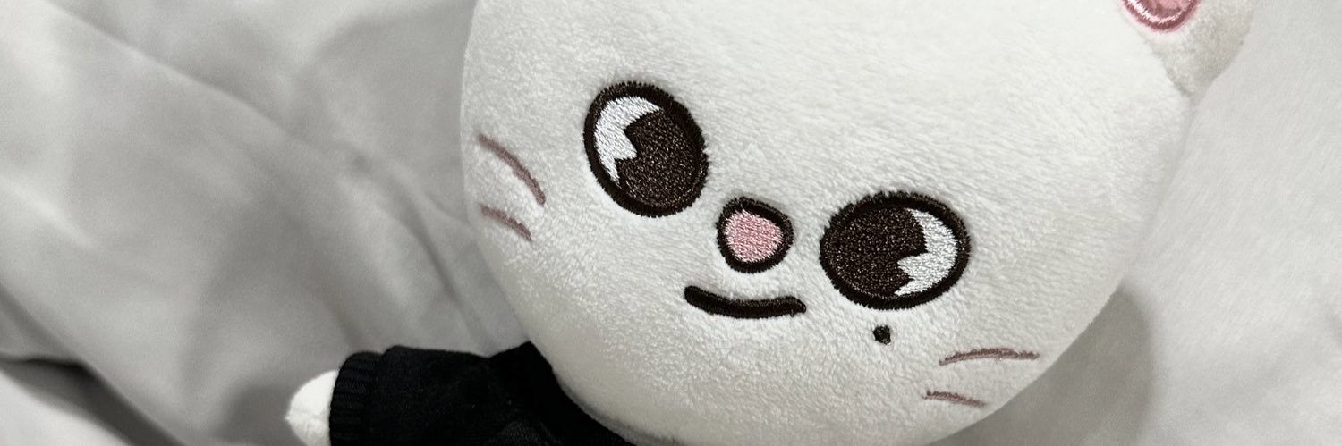 Mhinmeen's profile banner image