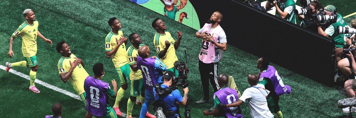 _becauseTeddy's profile banner image
