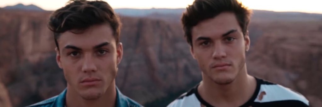 cutedolans8's profile banner image
