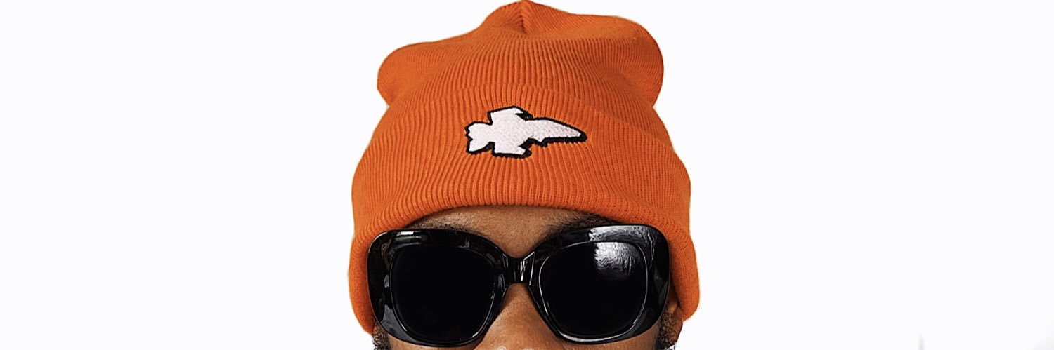 HeadlessFlywear's profile banner image
