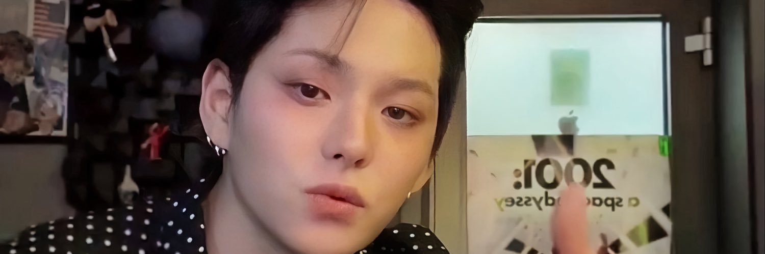 aaprilydinna's profile banner image