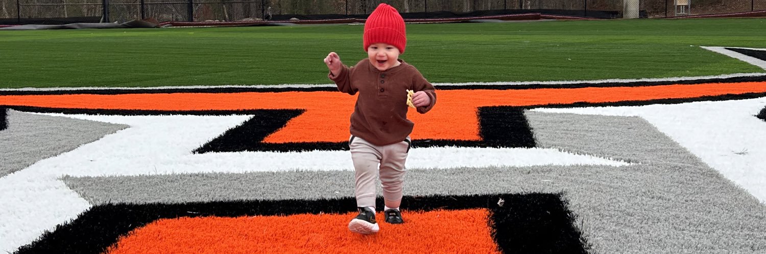 Adam Russell 🏴‍☠️🦬 banner