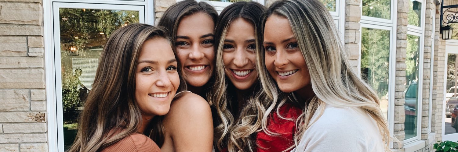 amybivv's profile banner image