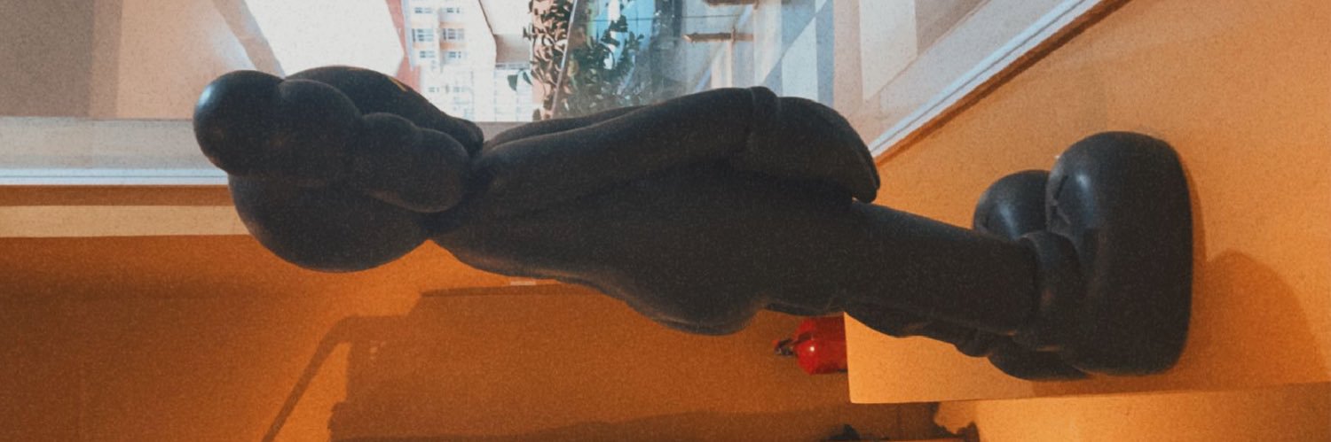 uyibarry's profile banner image