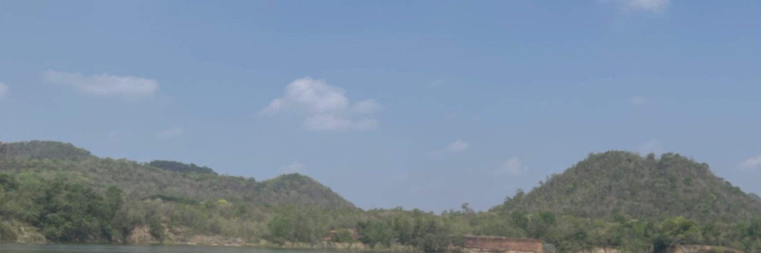 aliceaimz's profile banner image