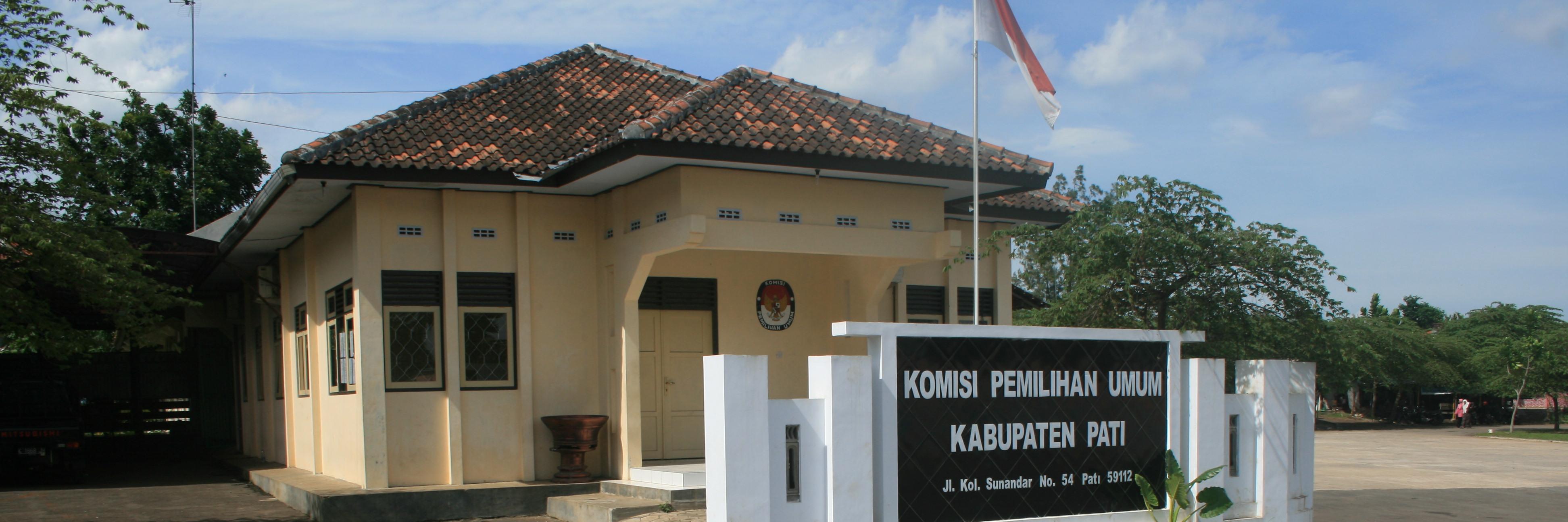 kpu kabupaten pati banner