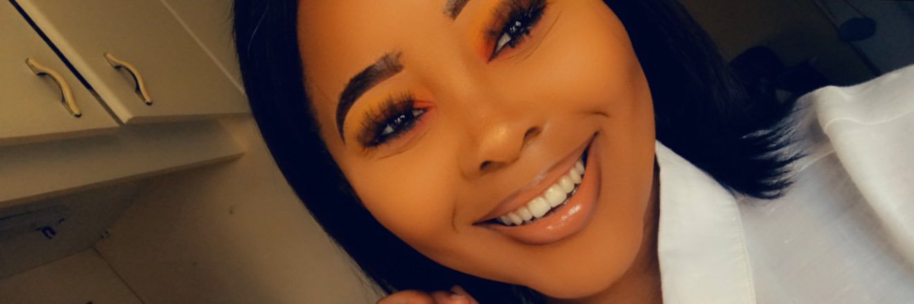Mrs M ❤️ banner