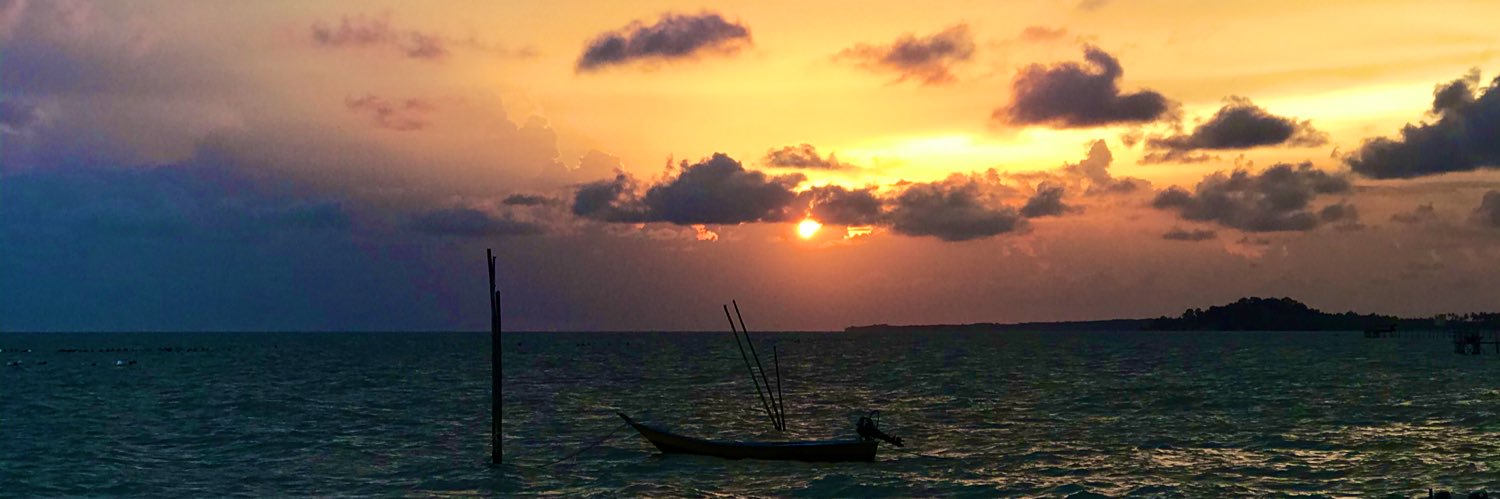 azhrkrm's profile banner image