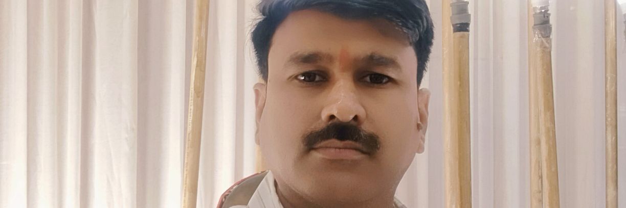 Sunil Kumar Tiwari(vineet) banner