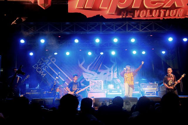 ROOSTER FIGHT banner