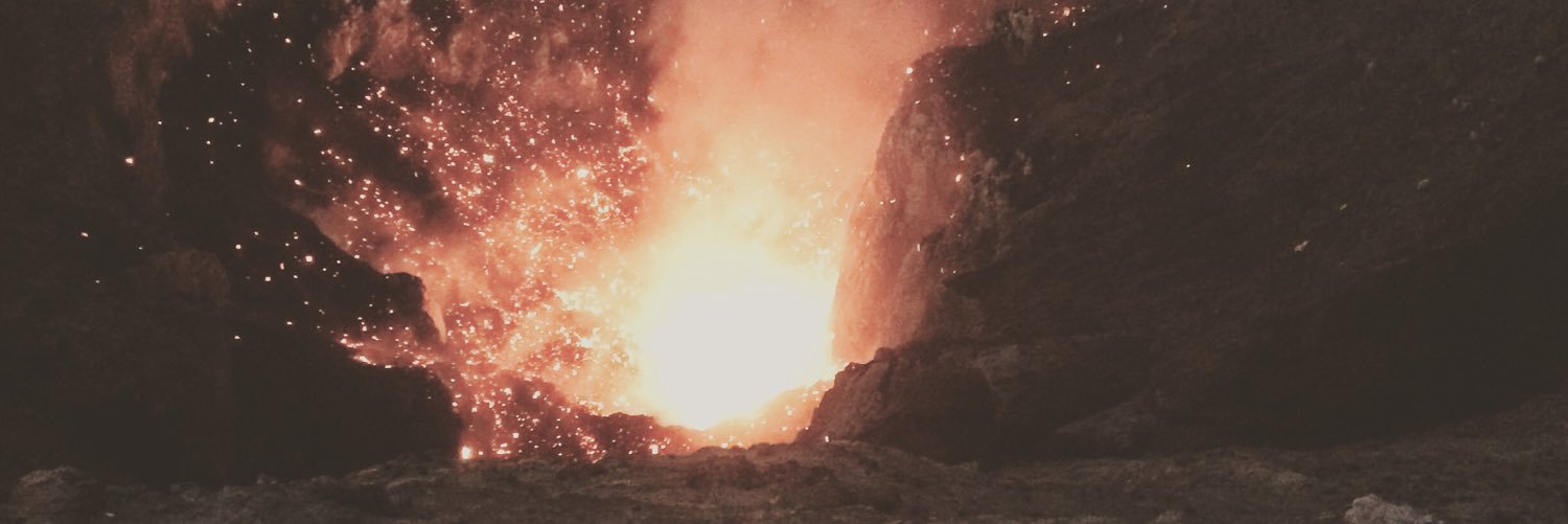 dedsimonnet's profile banner image