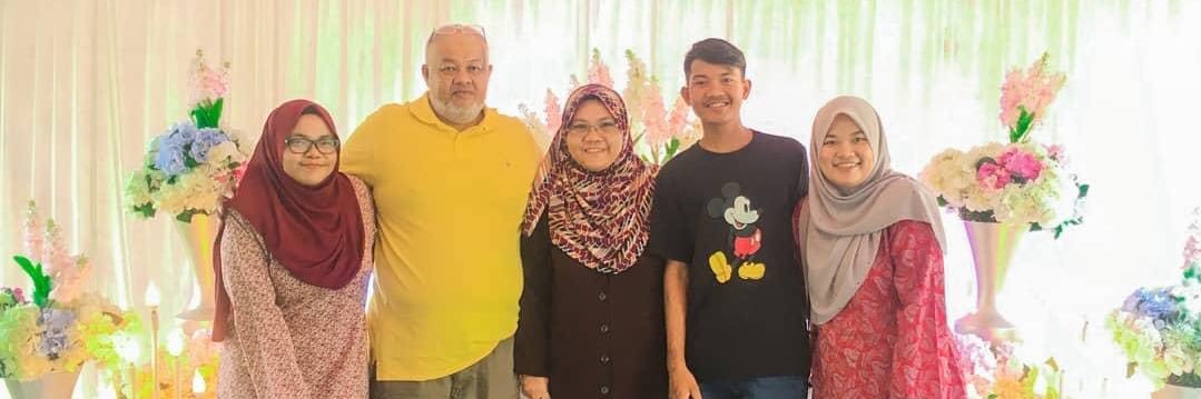 syafikazmn's profile banner image