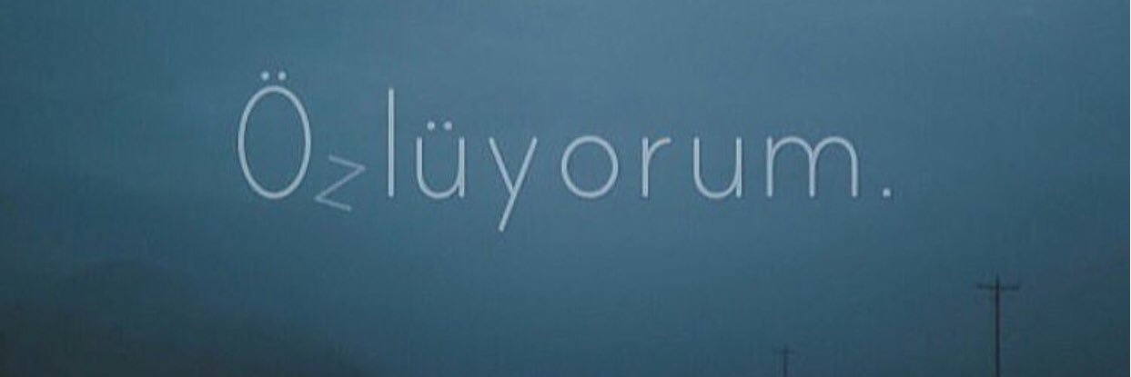 Busleyla21's profile banner image