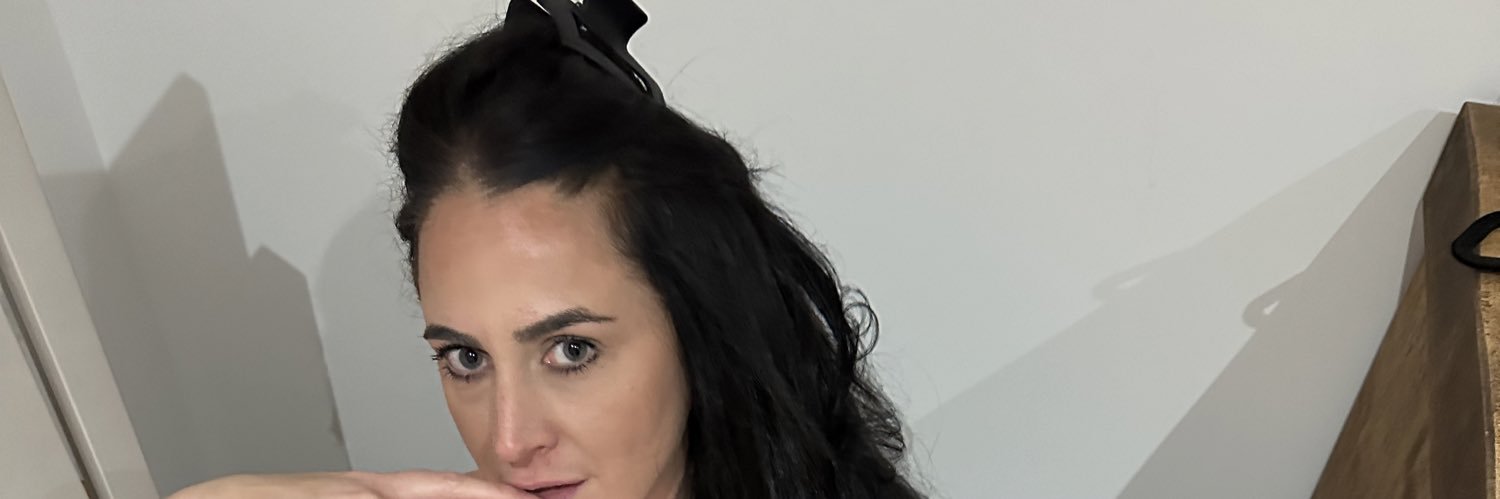 cherrybabe81's profile banner image