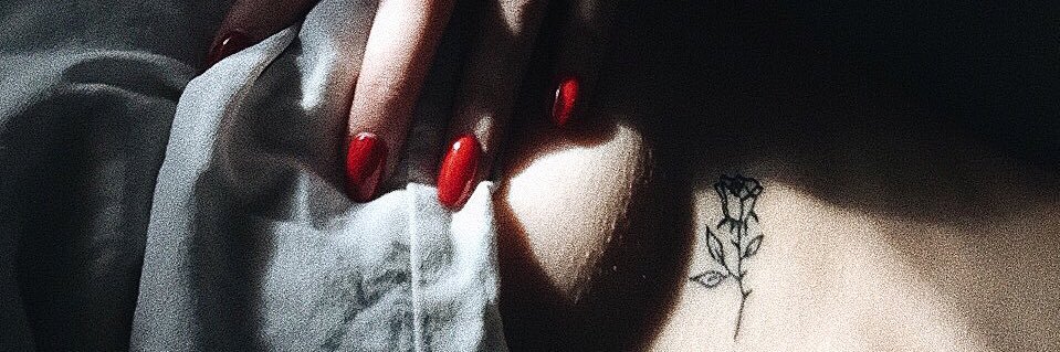 vroni_m_'s profile banner image
