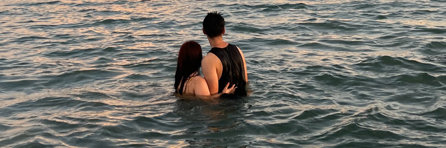 virihndzz's profile banner image