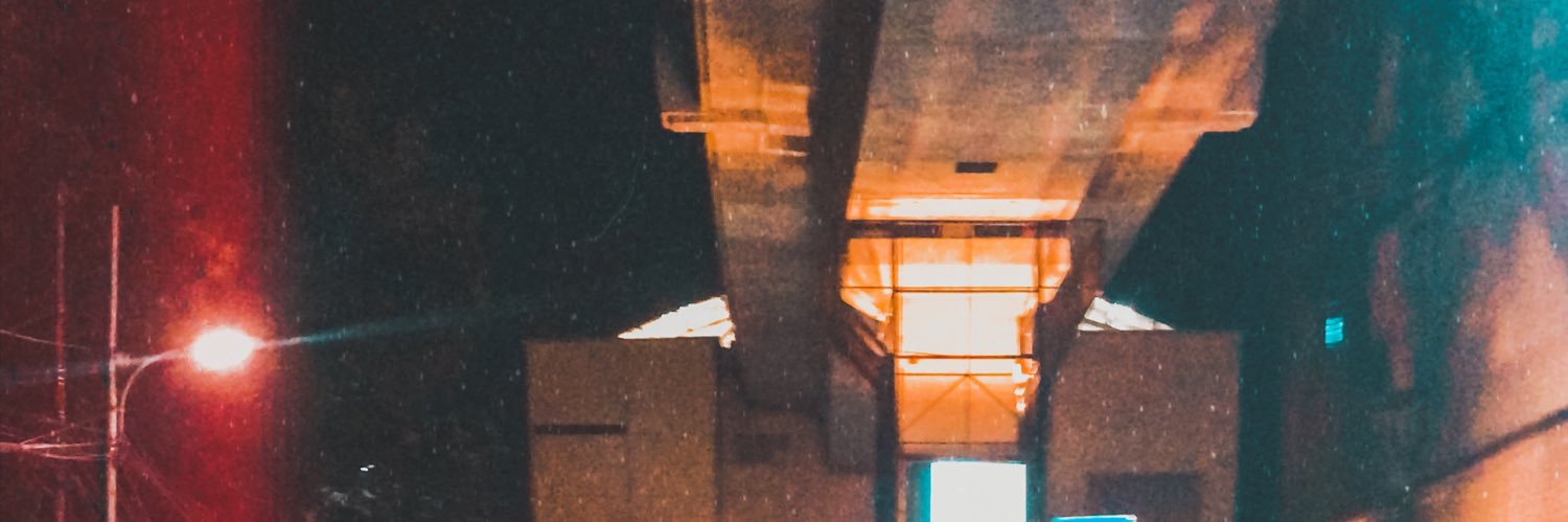 aarianto_'s profile banner image
