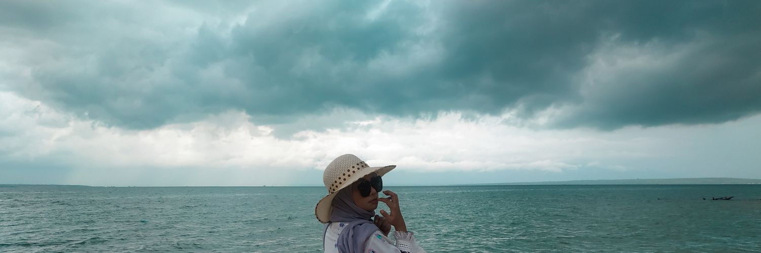 annanizsa's profile banner image