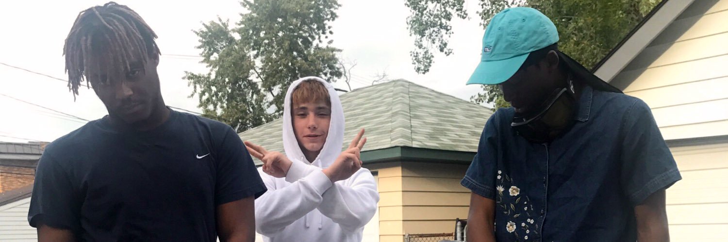 cavemanchillin's profile banner image