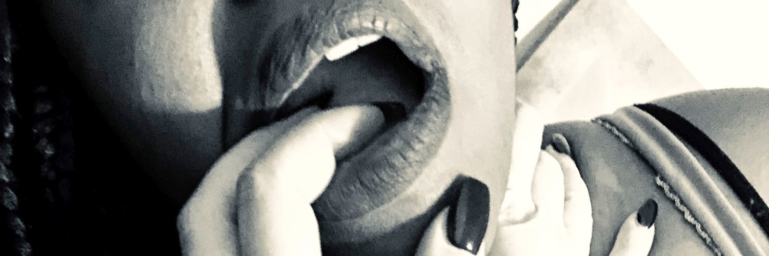 AriellaEllaEh's profile banner image