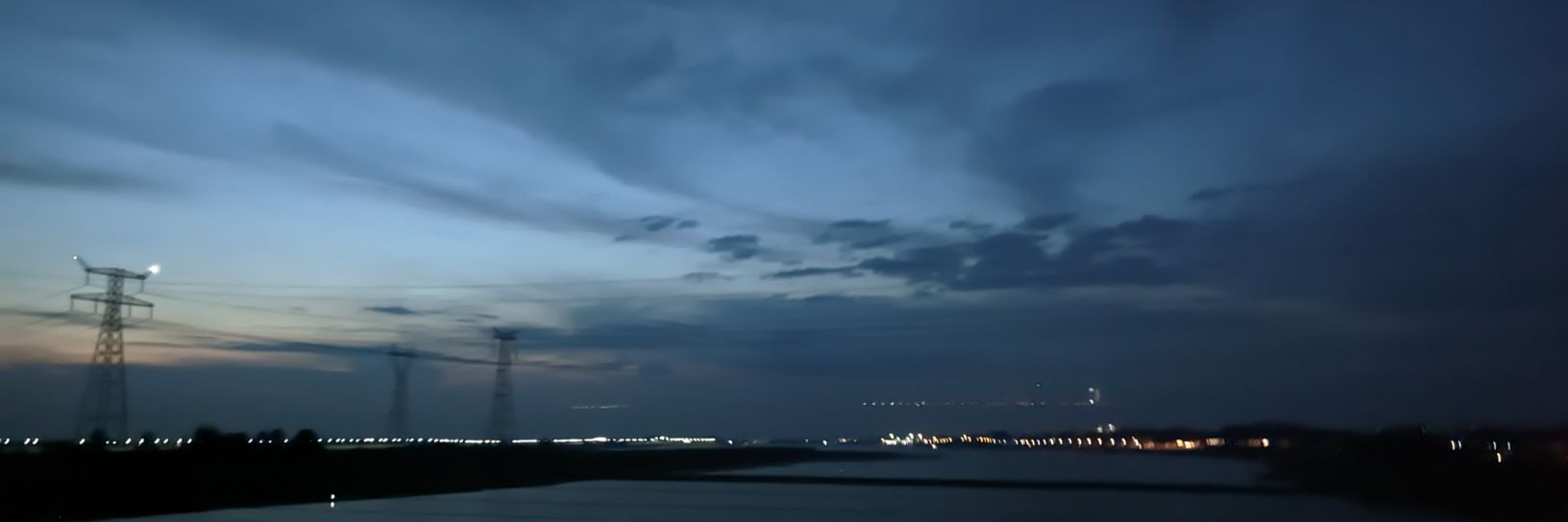 undefined_m's profile banner image