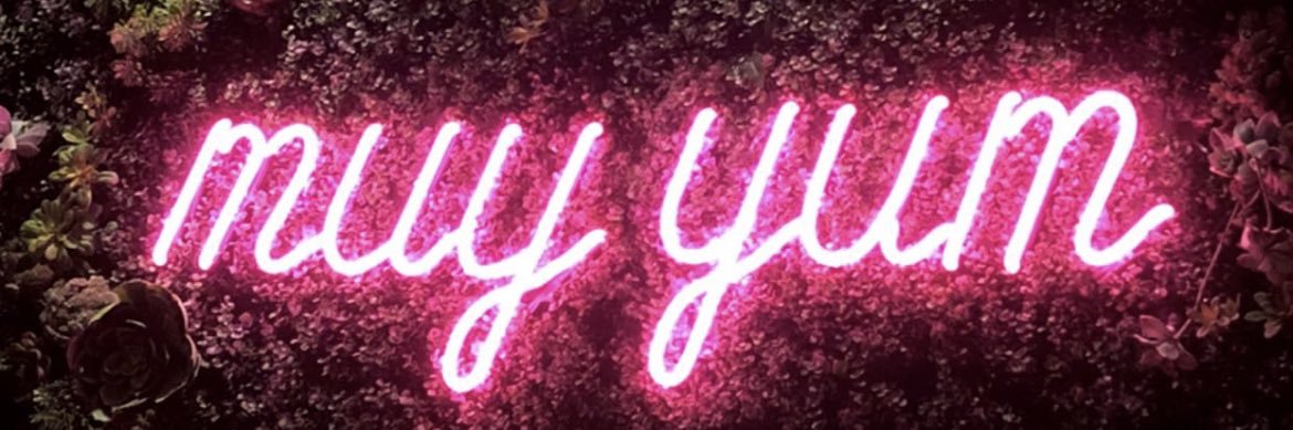 whorechata (↑%) banner