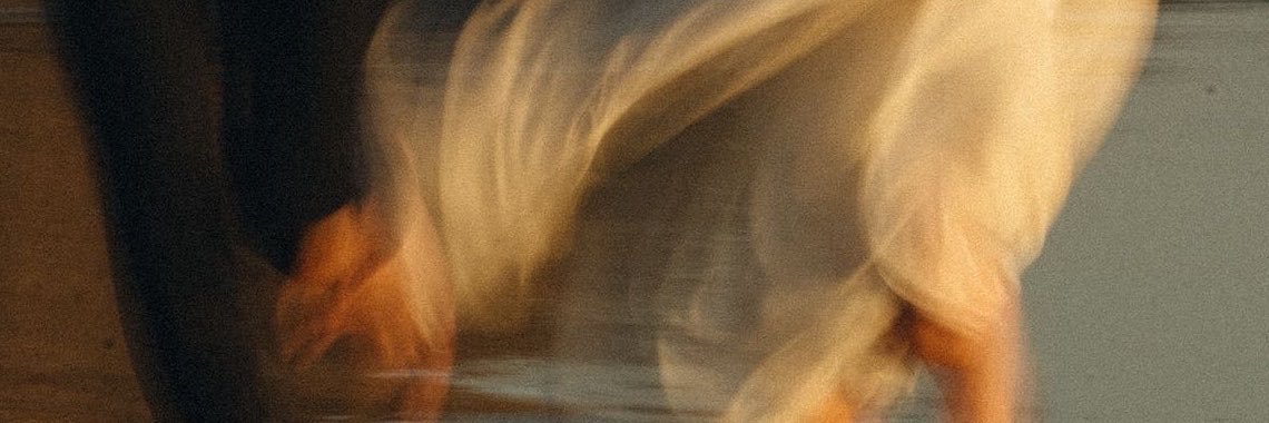 avielleching's profile banner image