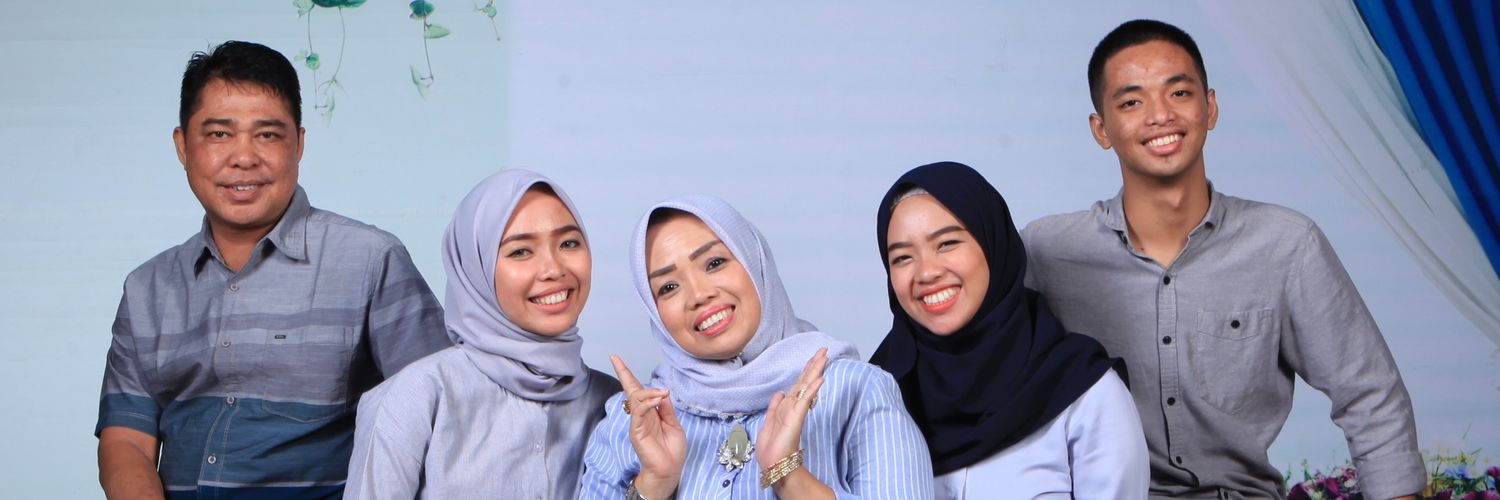 nadilaalam's profile banner image