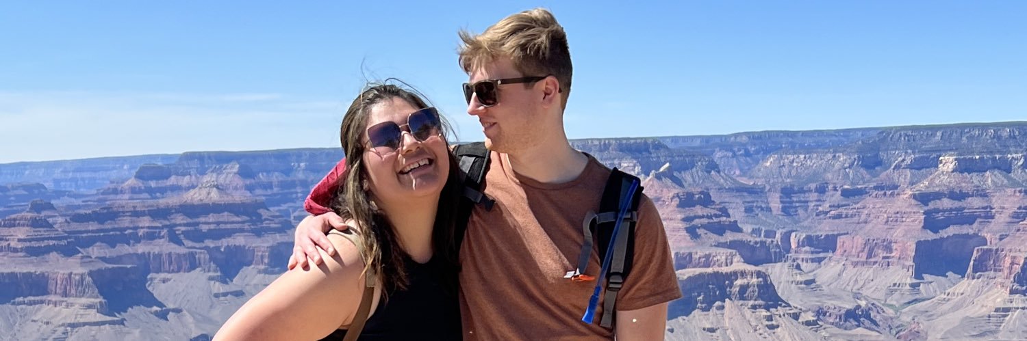 lora_mariee's profile banner image