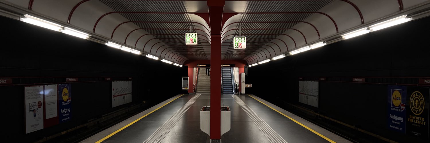 ykrglu's profile banner image