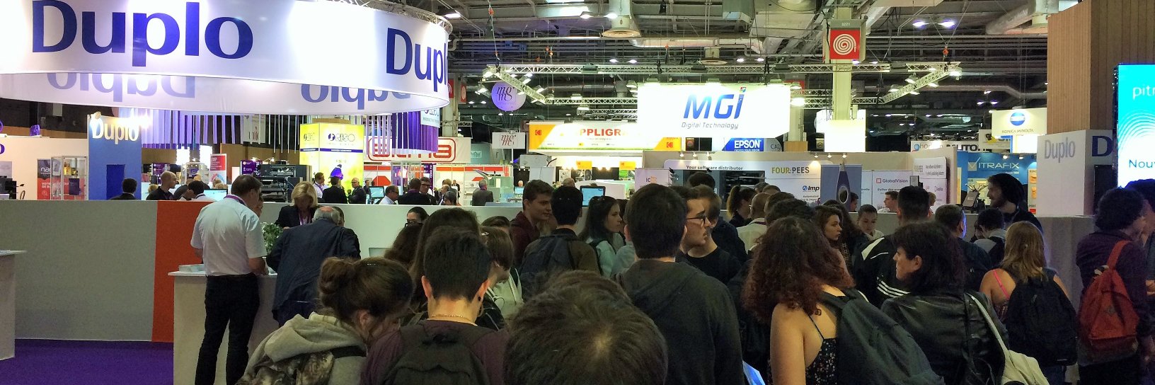 Salon GRAPHITEC banner