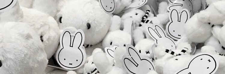 annrhw's profile banner image