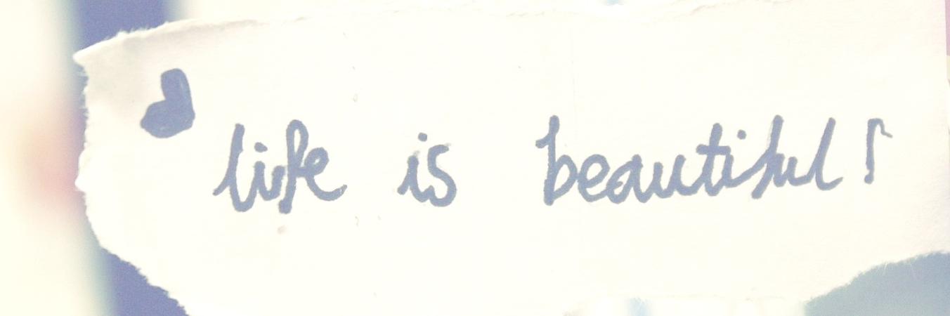 sari_90_'s profile banner image