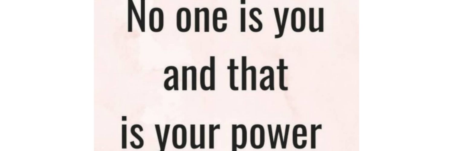 Manena Uzcátegui 🇪🇨 banner