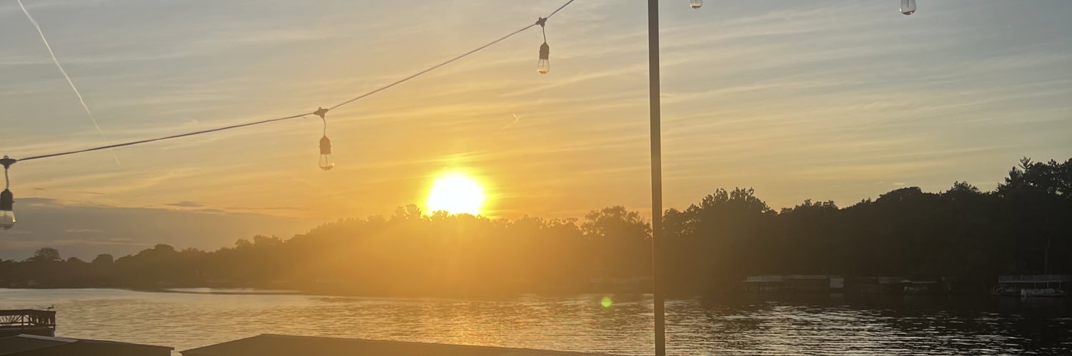 B_ledg's profile banner image