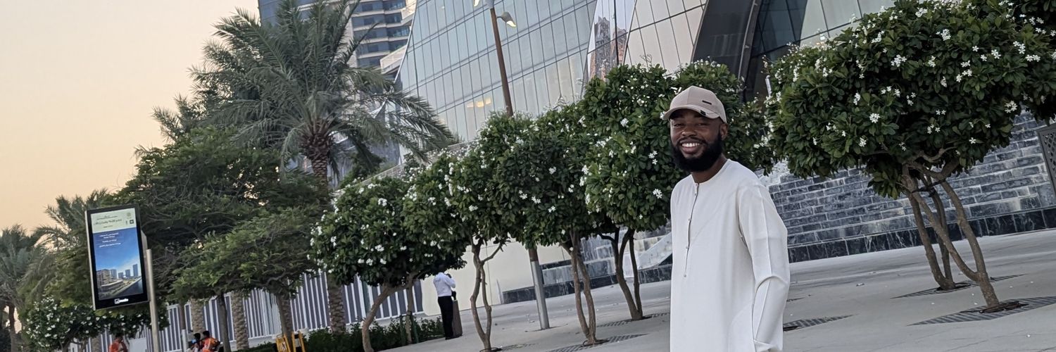 Em_nice's profile banner image