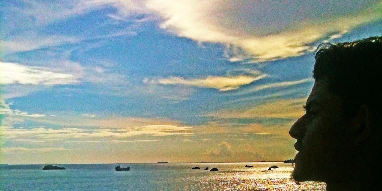 pembalut_'s profile banner image