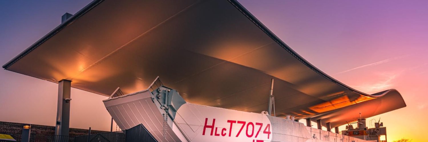 Ian Piper💙💛 banner