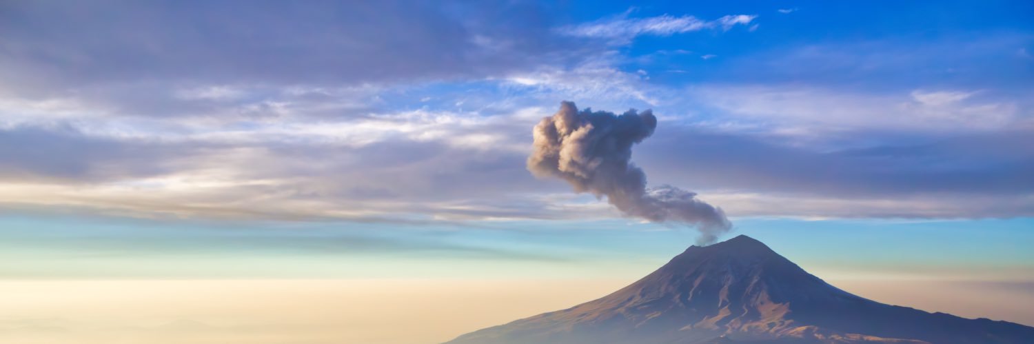 The Priest 🇲🇽 🇺🇸 🇺🇦 banner